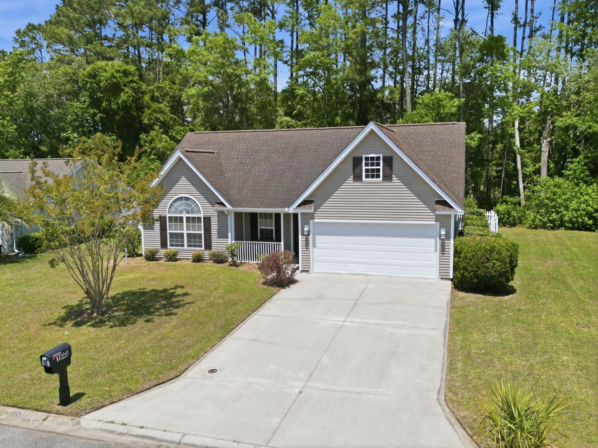 1648 Langley Dr. Photo 34