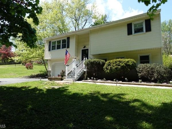 400 North Rd, Lebanon, NJ 07830
