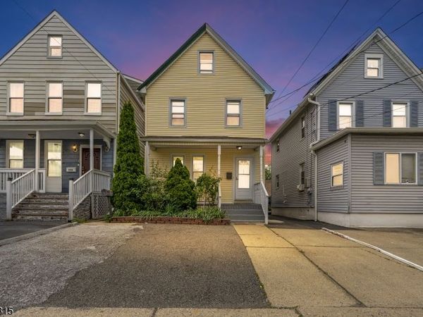 137 Central Ave, Hackensack, NJ 07601