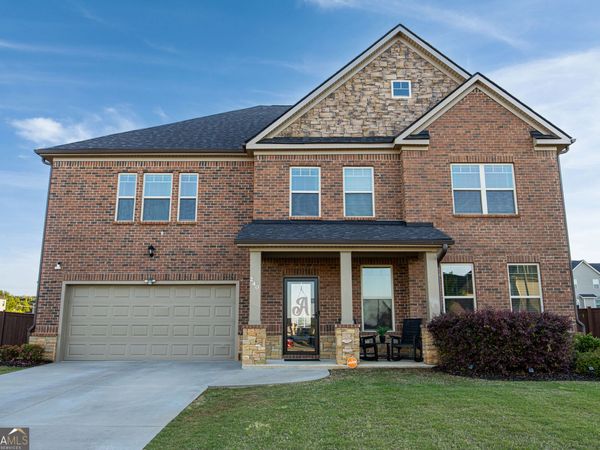 240 Aspen Valley Drive, Loganville, GA 30052