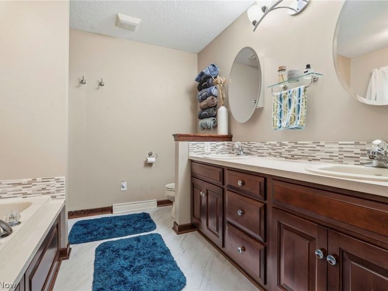 16710 Emmitsburg Road, Orrville, OH 44667 Photo 10