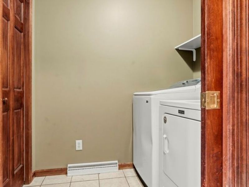 16710 Emmitsburg Road, Orrville, OH 44667 Photo 20