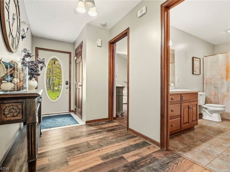 16710 Emmitsburg Road, Orrville, OH 44667 Photo 5