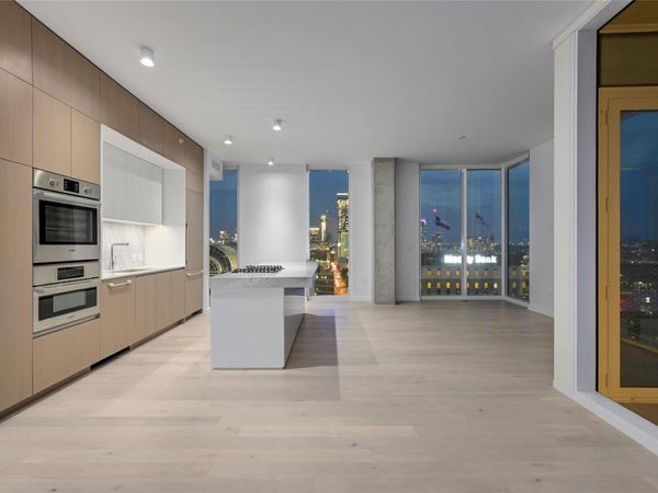 313 W 17th ST, Unit 2105, Austin, TX 78701