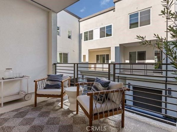 7255 Aura Circle, Huntington Beach, CA 92647