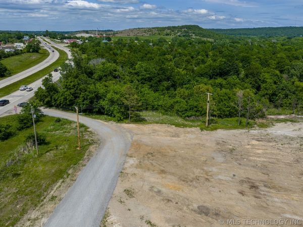 0005 Hwy 75 Highway , Henryetta, OK 74437