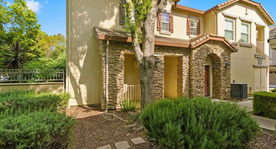166 W Luna Loca Ln, Mountain House, CA 95391 Photo