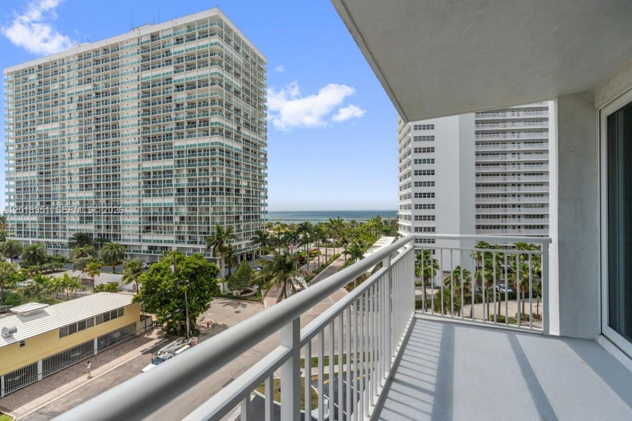 1920 S Ocean Dr, Unit 701, Fort Lauderdale, FL 33316 Photo