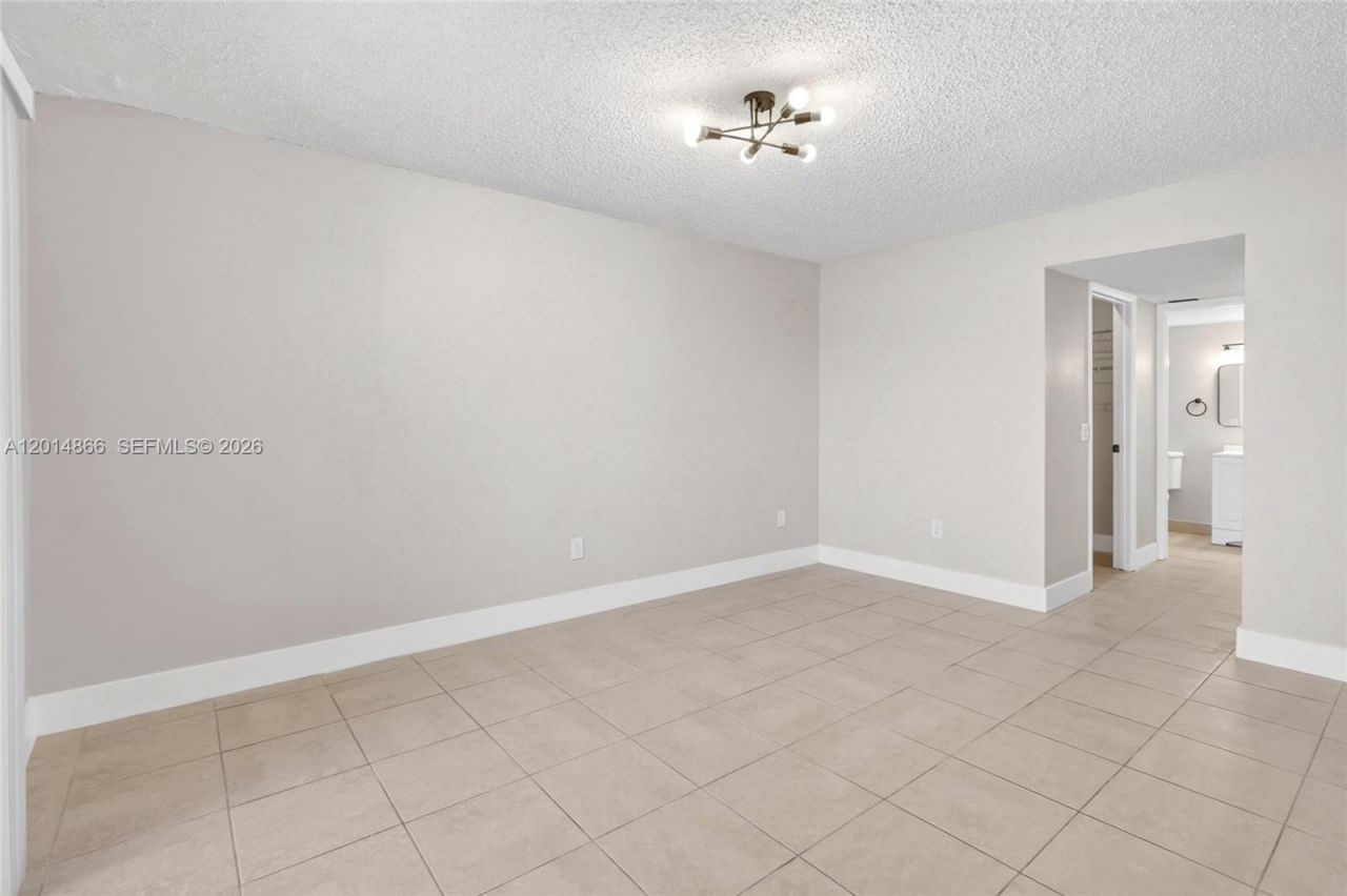800 Independence Dr, Unit 800F, Homestead, FL 33034 Photo