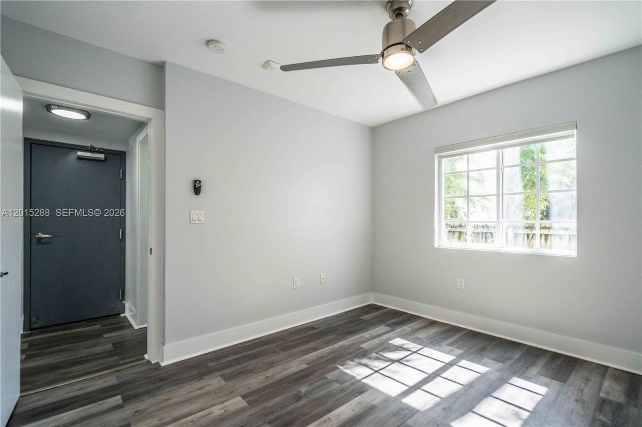 331 85th St, Unit 3, Miami Beach, FL 33141 Photo