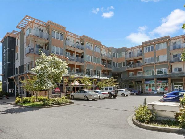 611 Brookside Rd, Unit 315, Colwood, BC V9C 0C3