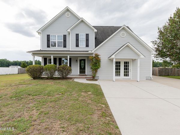 383 Francktown Road , Richlands, NC 28574