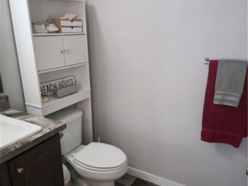 292 Westwoods Street, Amherst, OH 44001 Photo 13