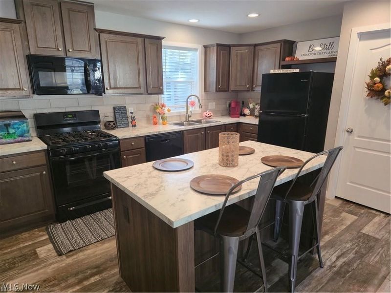 292 Westwoods Street, Amherst, OH 44001 Photo 6