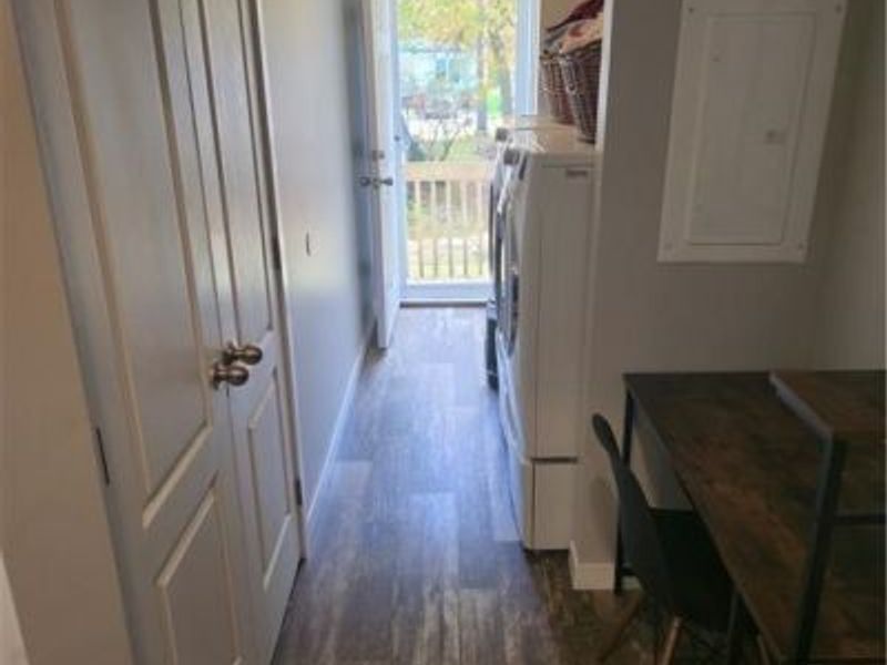 292 Westwoods Street, Amherst, OH 44001 Photo 9