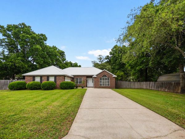 4600 E Scarlet Drive, Crestview, FL 32539