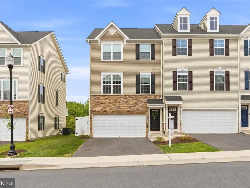 312 Pemberton Park Lane, Frederick, MD 21703 Main Photo