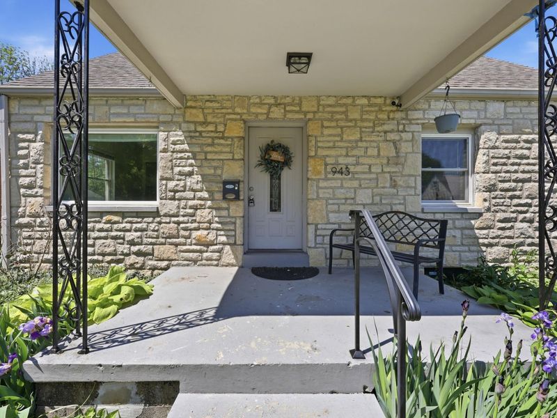 943 S Chesterfield Road , Columbus, OH 43209 Photo 4