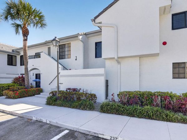 15694 Loch Maree Lane, Delray Beach, FL 33446