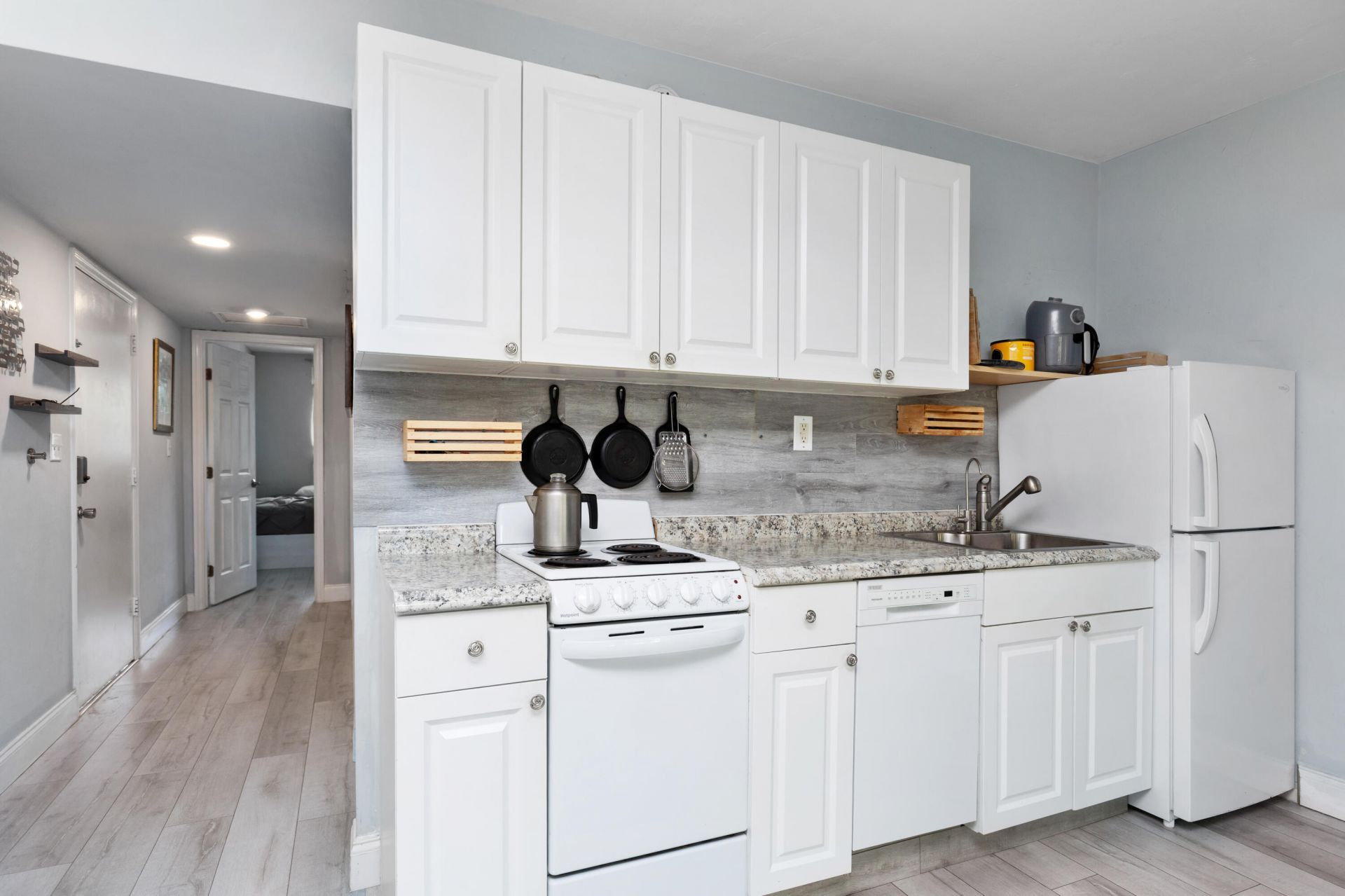505 NE 20th Avenue, Unit 112, Deerfield Beach, FL 33441 Photo