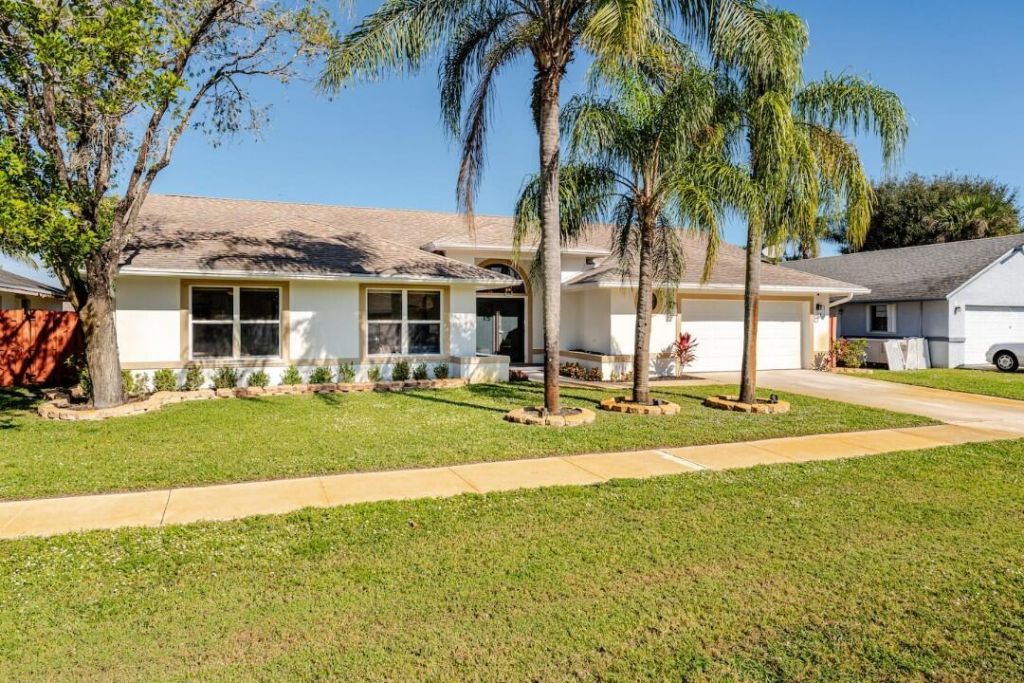 1860 Primrose Lane, Wellington, FL 33414 Photo