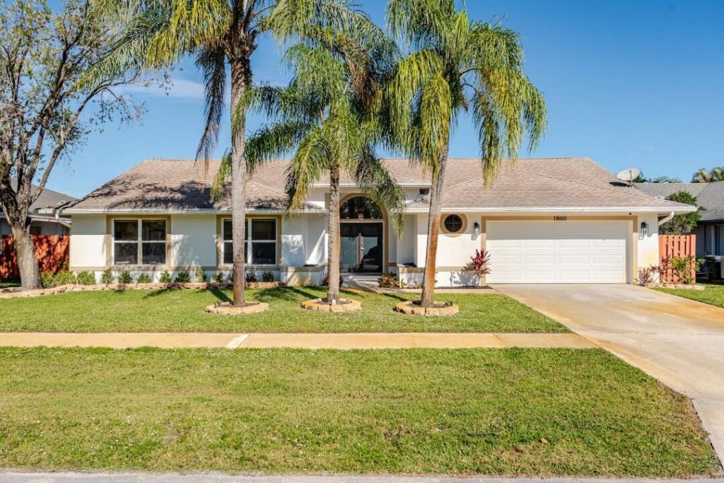 1860 Primrose Lane, Wellington, FL 33414 Photo