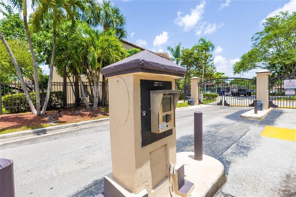 4241 W Mcnab Road W, Unit 32, Pompano Beach, FL 33069 Photo