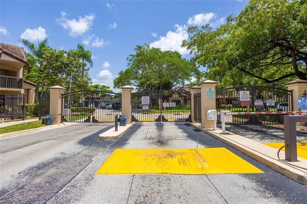 4241 W Mcnab Road W, Unit 32, Pompano Beach, FL 33069 Photo