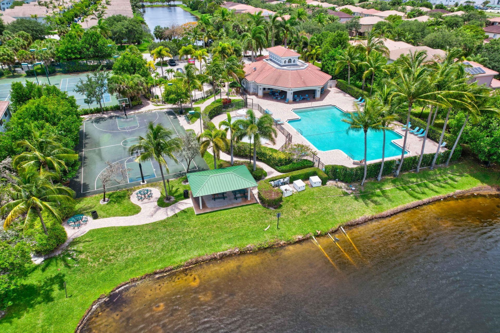 3271 Laurel Ridge Circle, Riviera Beach, FL 33404 Photo