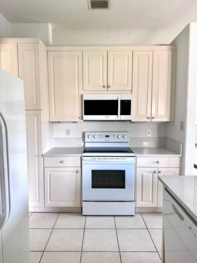 7842 Exeter Boulevard E, Tamarac, FL 33321 Photo