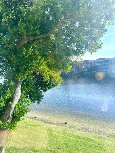 7842 Exeter Boulevard E, Tamarac, FL 33321 Photo