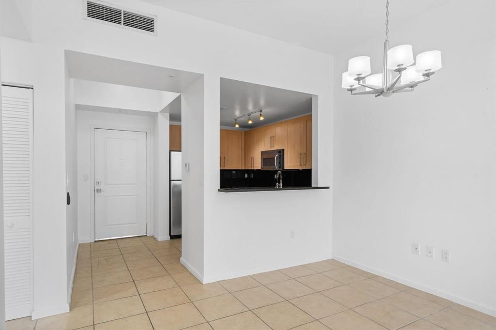 511 SE 5 Avenue, Unit 615, Fort Lauderdale, FL 33301 Photo