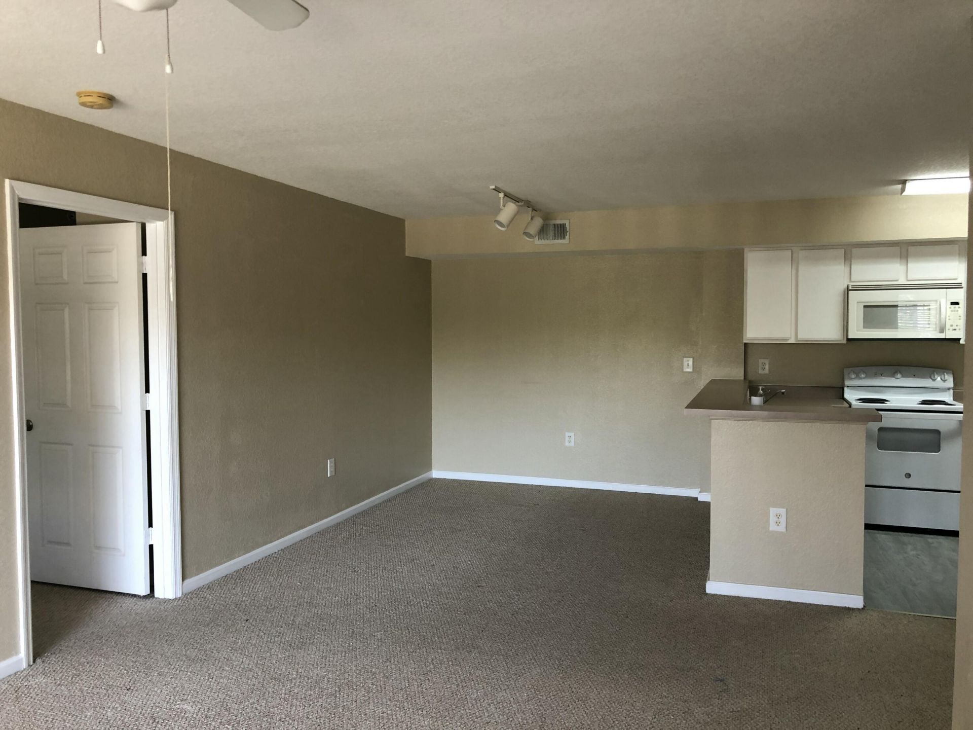 181 SW Palm Drive, Unit 203, Port Saint Lucie, FL 34986 Photo