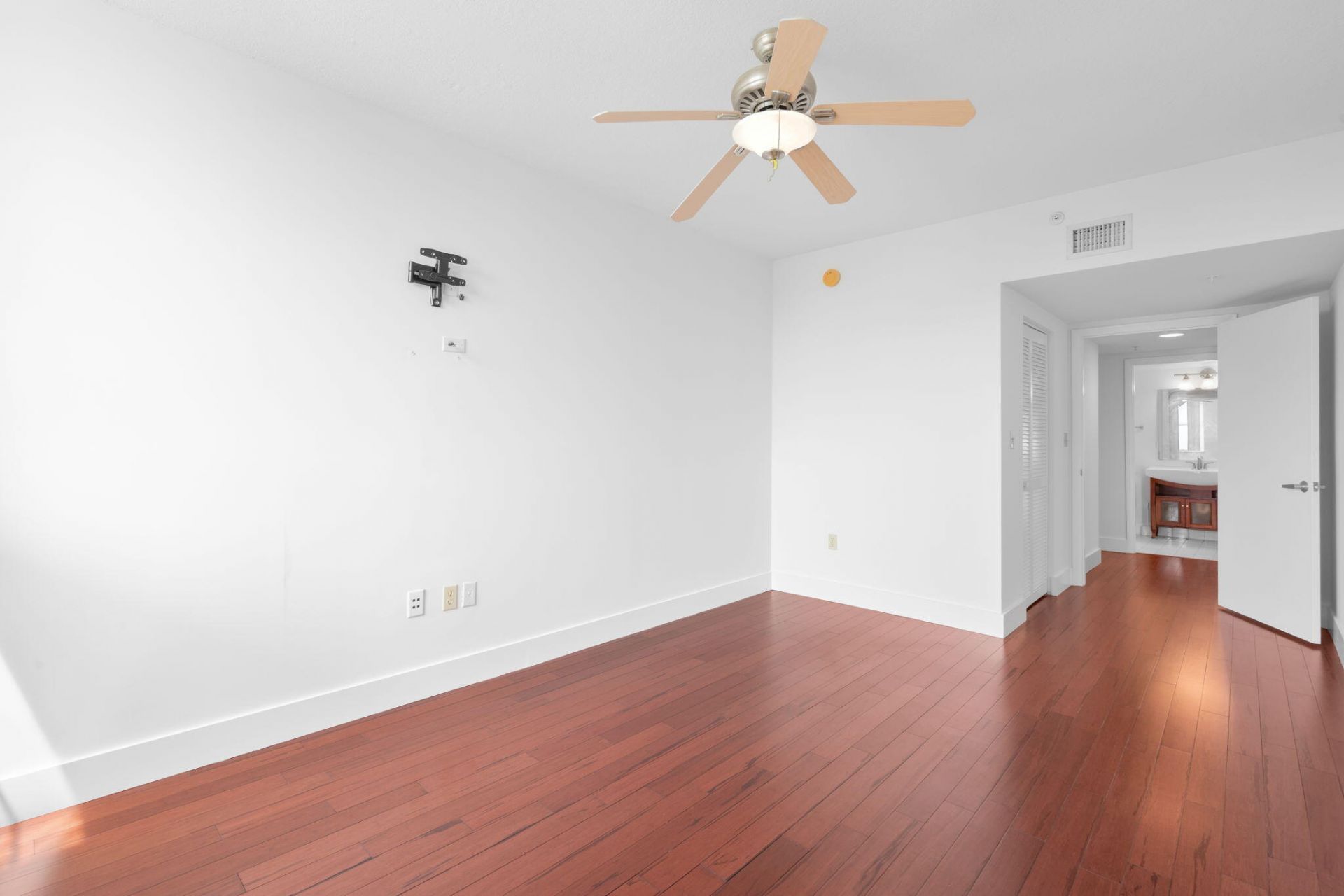 3020 NE 32nd Avenue, Unit 704, Fort Lauderdale, FL 33308 Photo