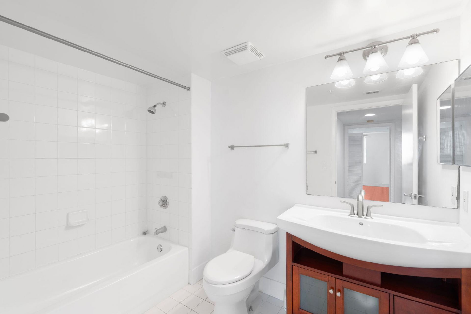 3020 NE 32nd Avenue, Unit 704, Fort Lauderdale, FL 33308 Photo