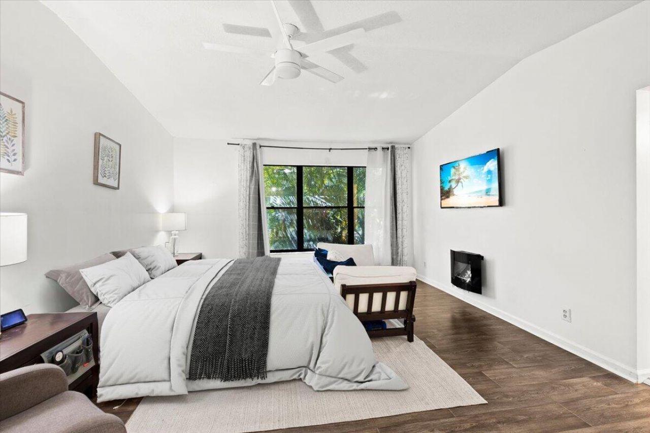 115 Fairway Lane, Royal Palm Beach, FL 33411 Photo