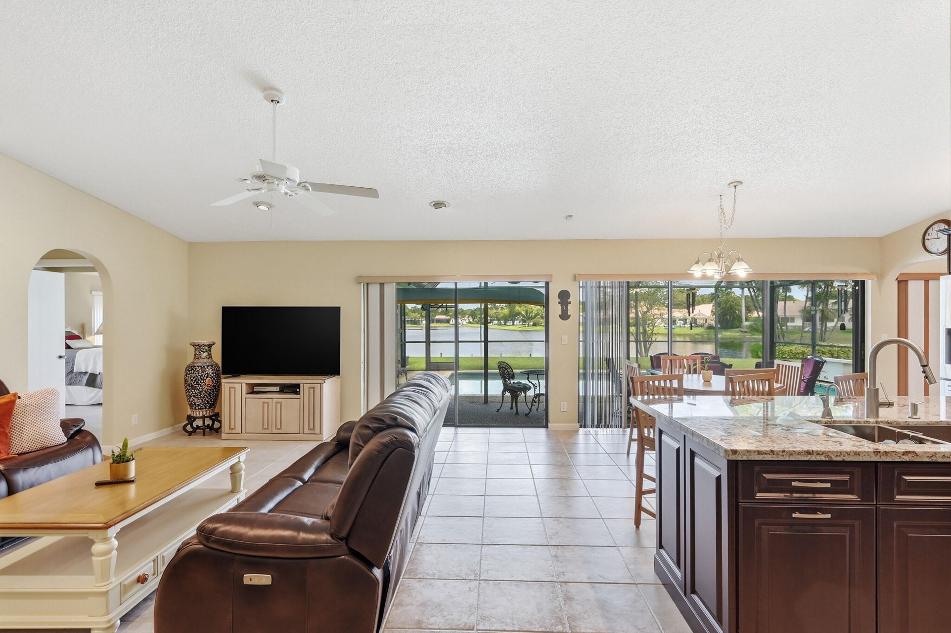 1042 NW 110th Lane, Coral Springs, FL 33071 Photo