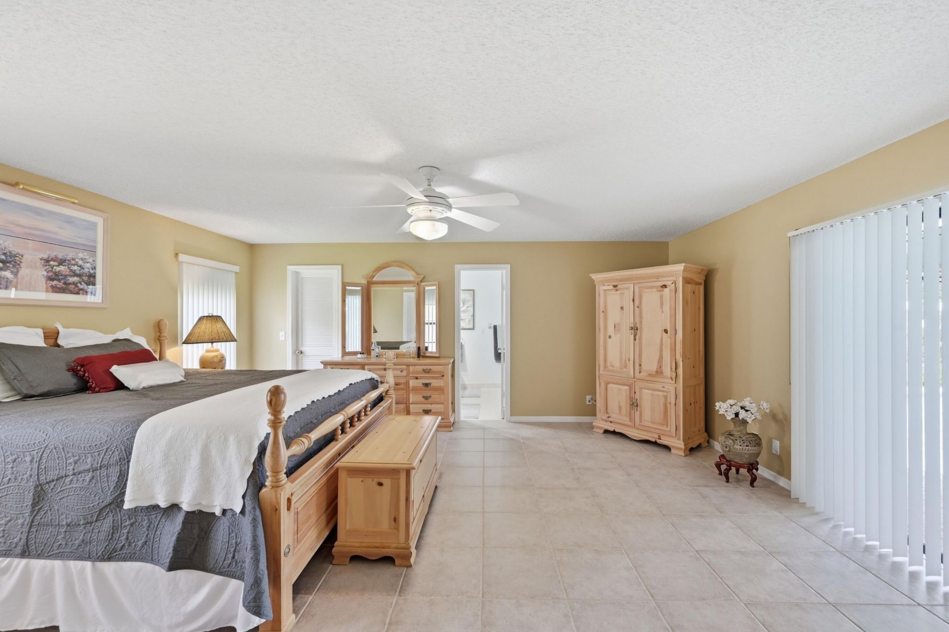1042 NW 110th Lane, Coral Springs, FL 33071 Photo