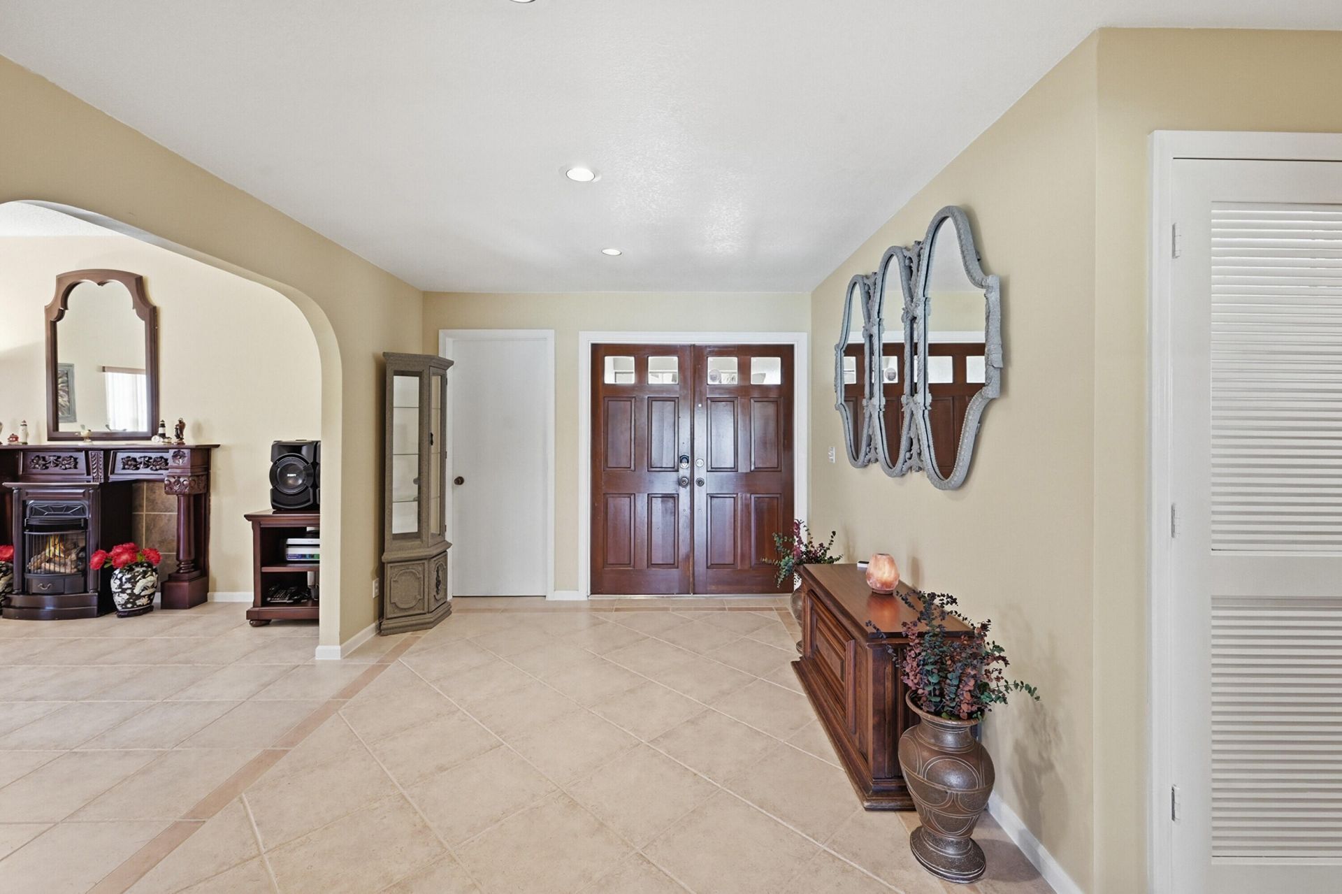 1042 NW 110th Lane, Coral Springs, FL 33071 Photo