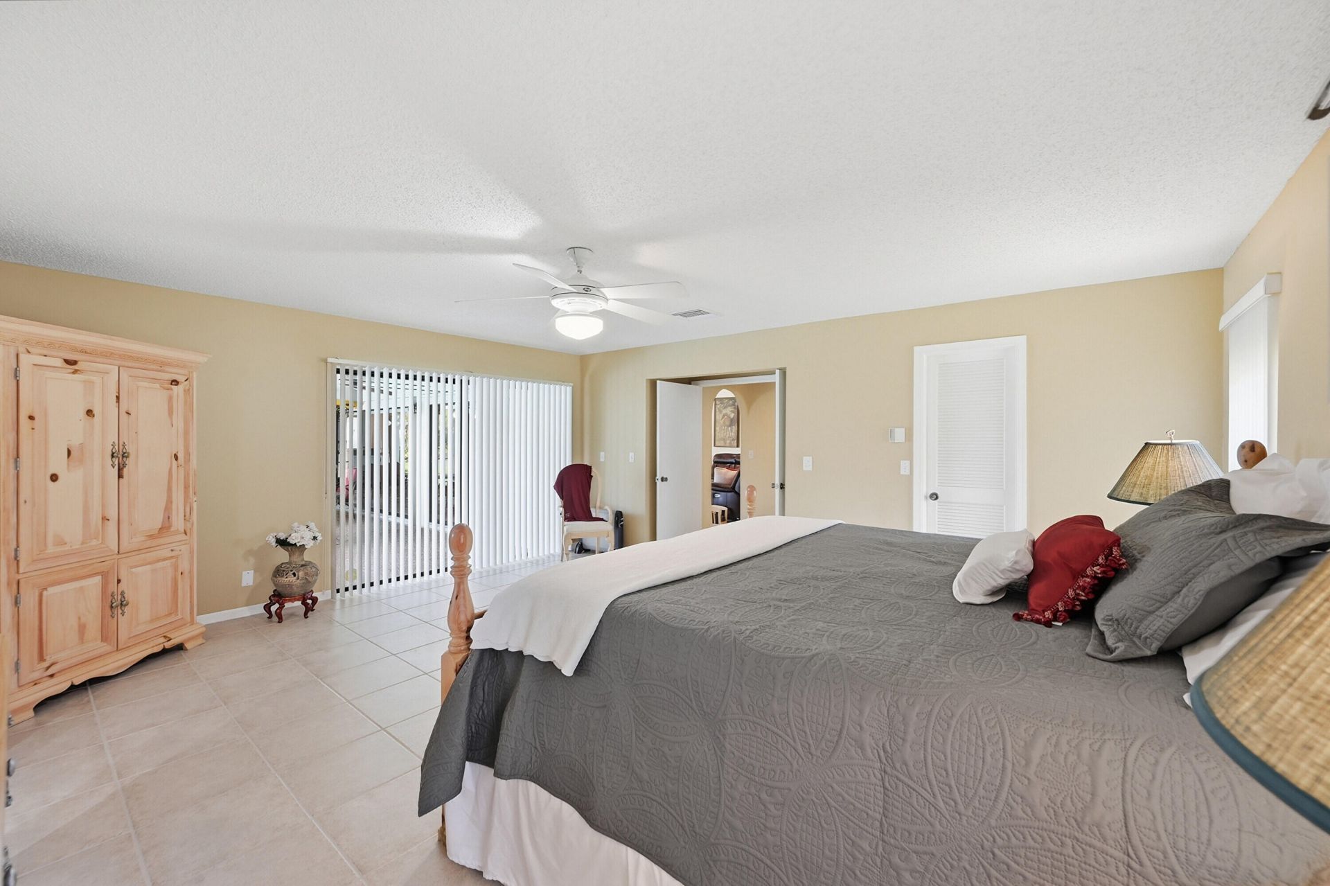 1042 NW 110th Lane, Coral Springs, FL 33071 Photo
