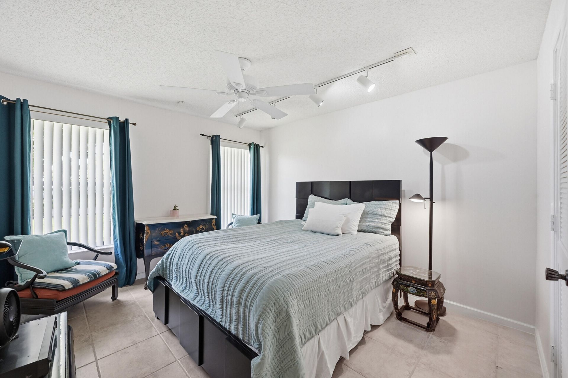 1042 NW 110th Lane, Coral Springs, FL 33071 Photo
