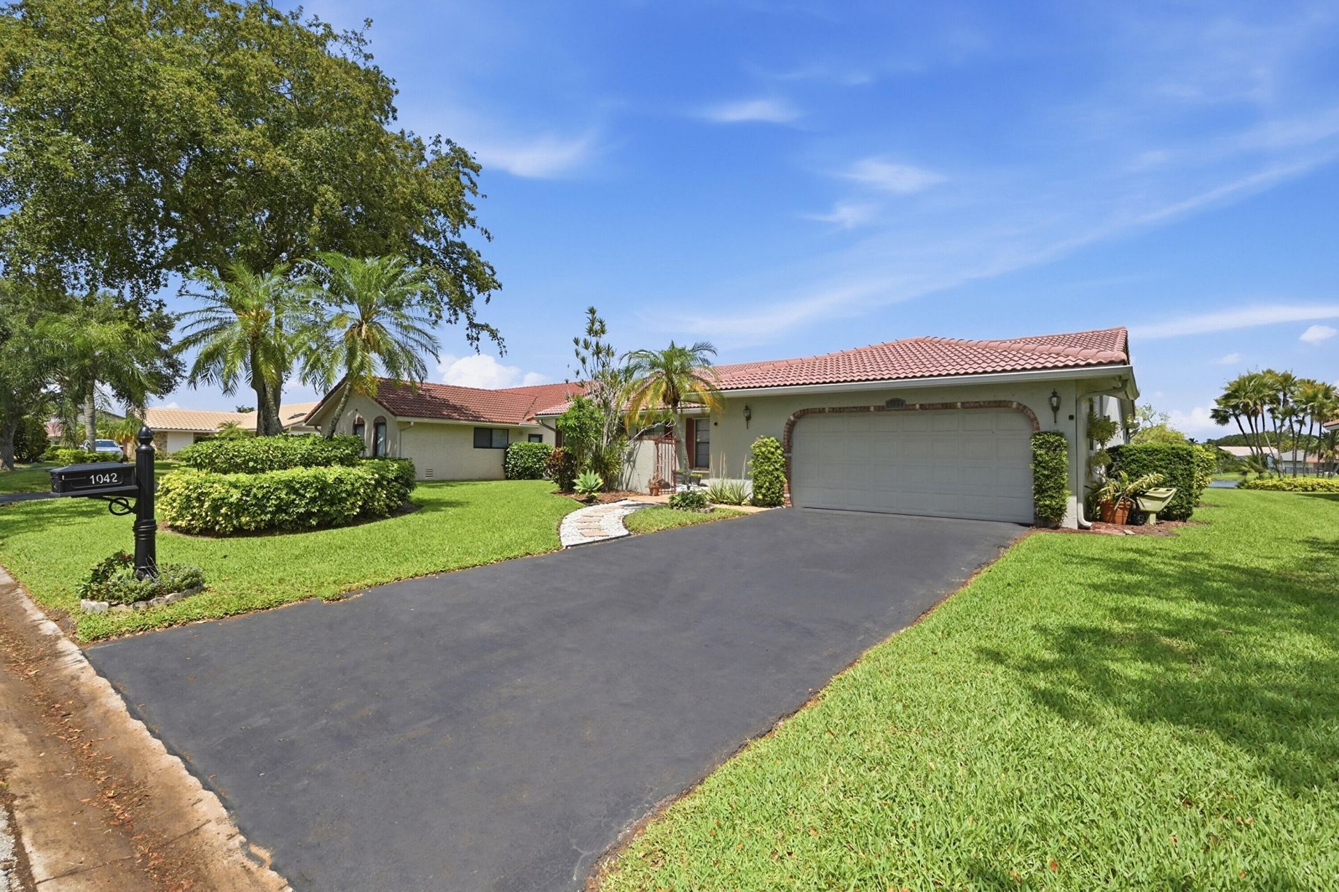 1042 NW 110th Lane, Coral Springs, FL 33071 Photo