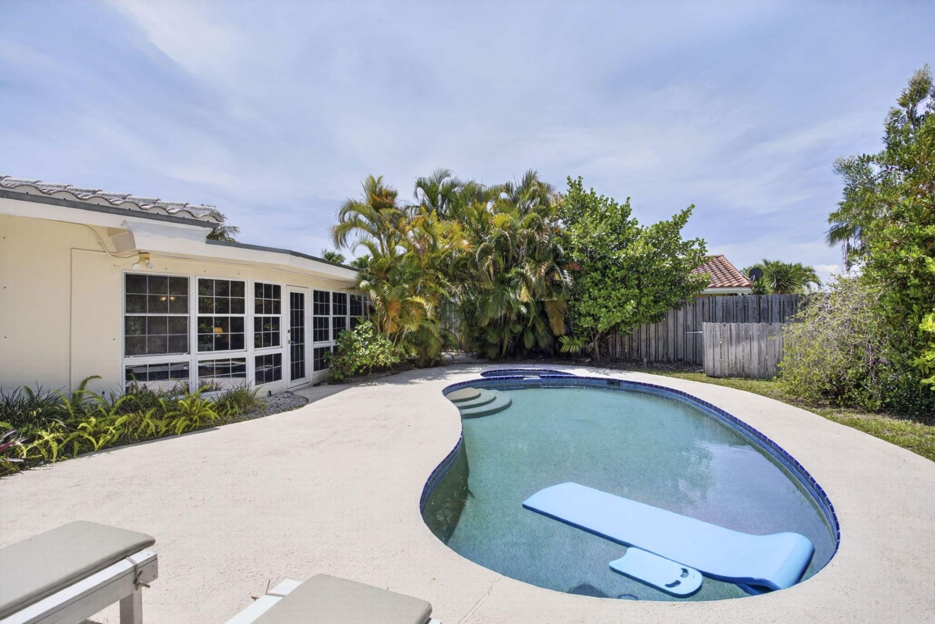 581 SE 11th Street, Pompano Beach, FL 33060 Photo