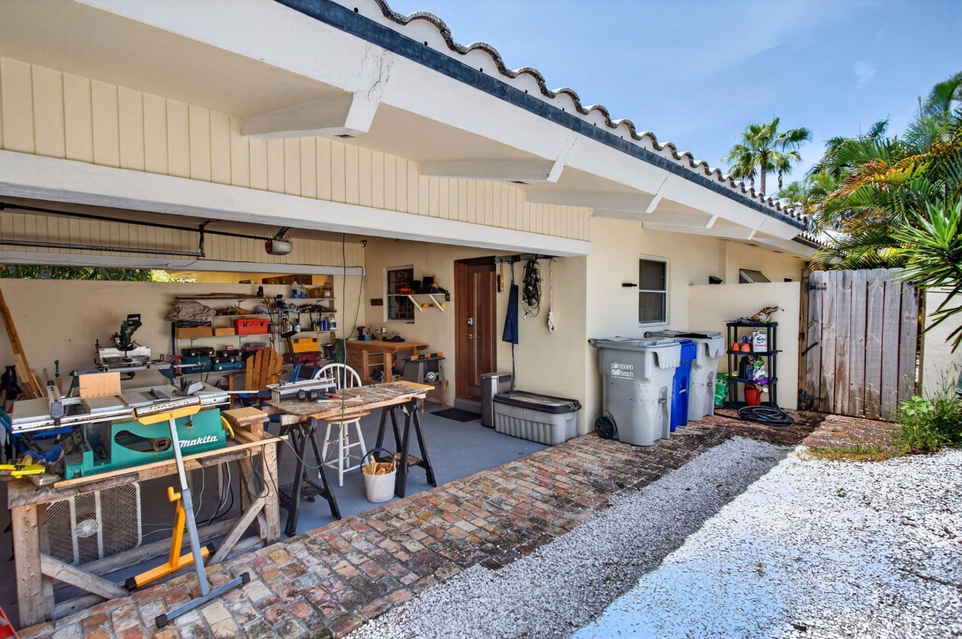 581 SE 11th Street, Pompano Beach, FL 33060 Photo