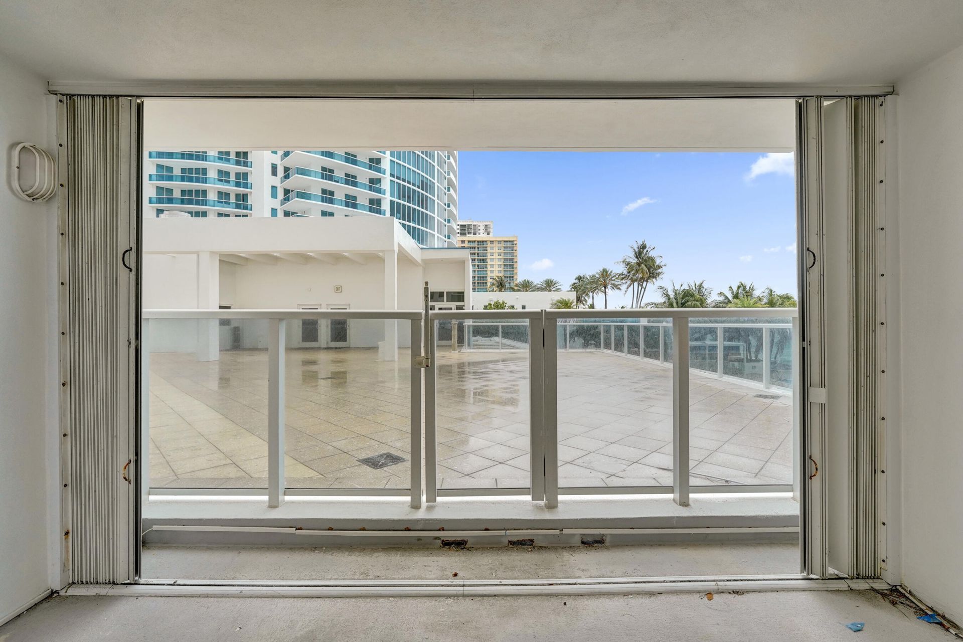 2751 S Ocean Drive, Unit 302s, Hollywood, FL 33019 Photo