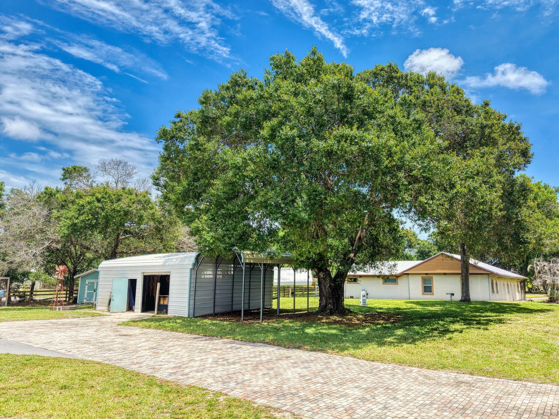 5700 Oleander Avenue, Fort Pierce, FL 34982 Photo