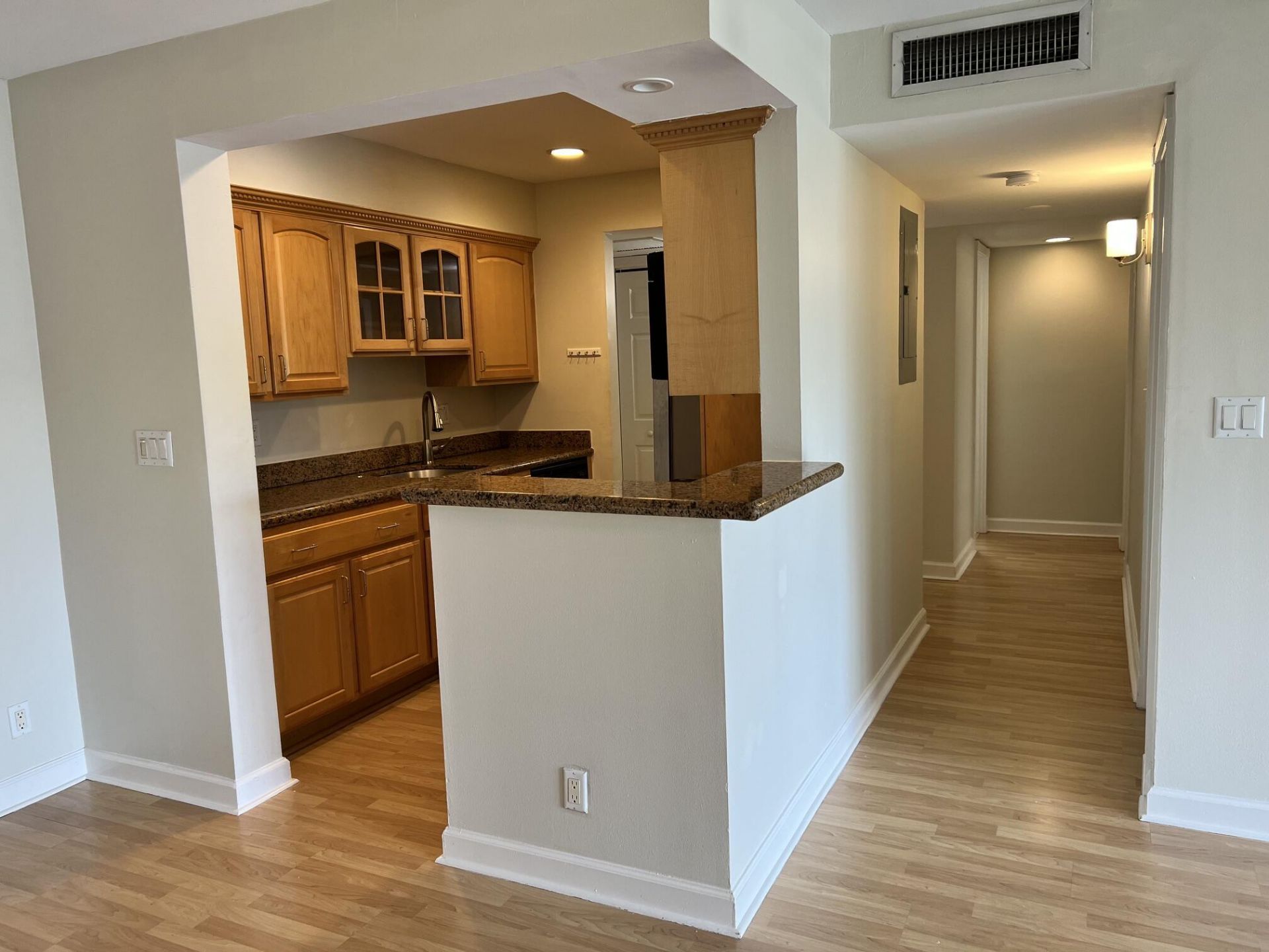 1515 E Broward Boulevard, Unit 305, Fort Lauderdale, FL 33301 Photo
