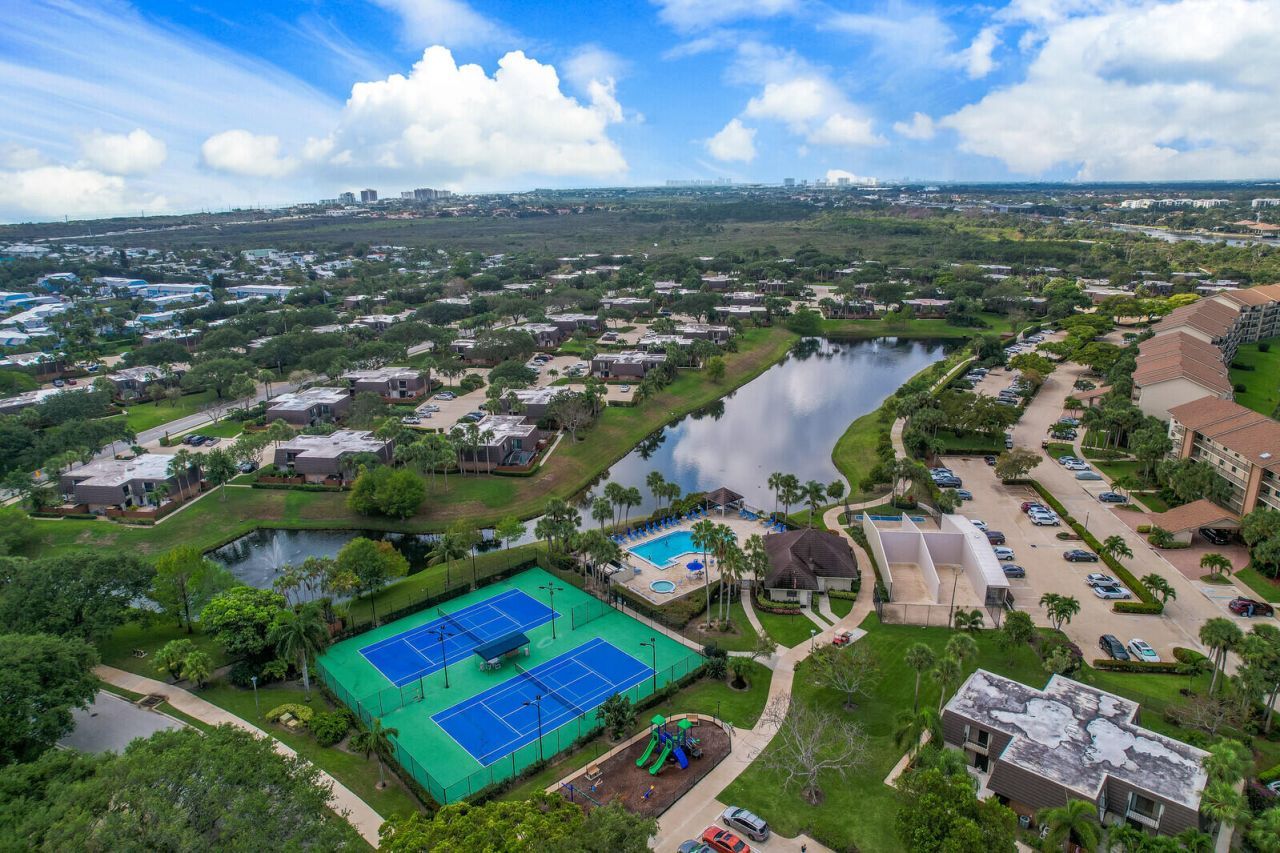 1921 19th Court, Jupiter, FL 33477 Photo