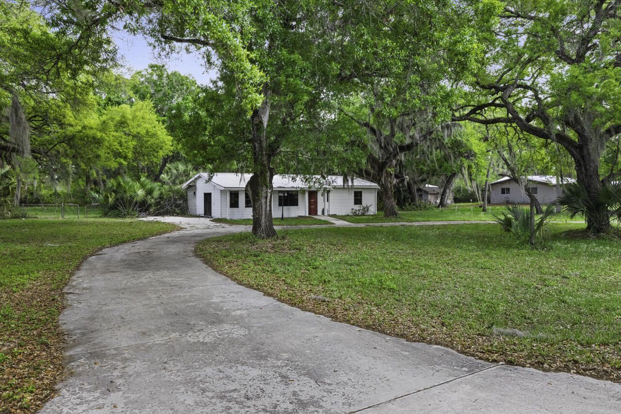 536 SE 16th Avenue, Okeechobee, FL 34974 Photo