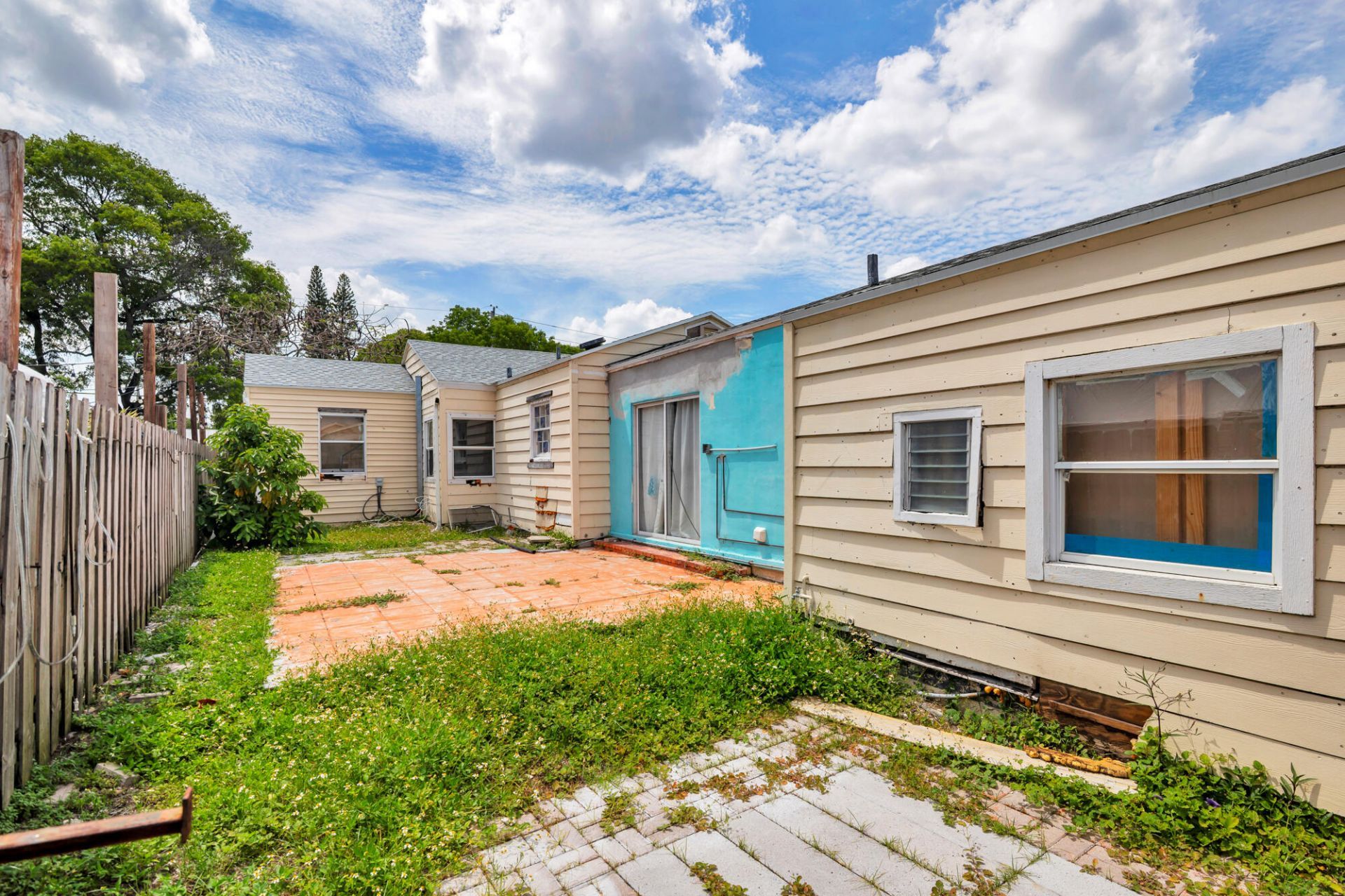 1048 Van Deventer Street, West Palm Beach, FL 33405 Photo